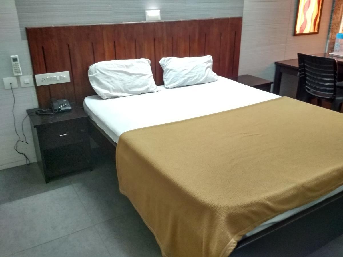 International Tourist Home Кожикоде Экстерьер фото